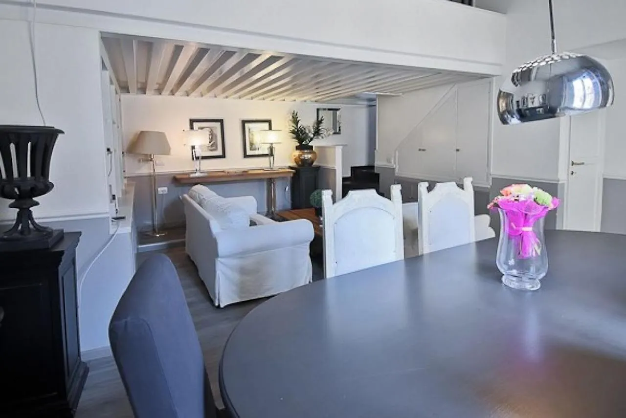 Maggio White Apartamento Florença