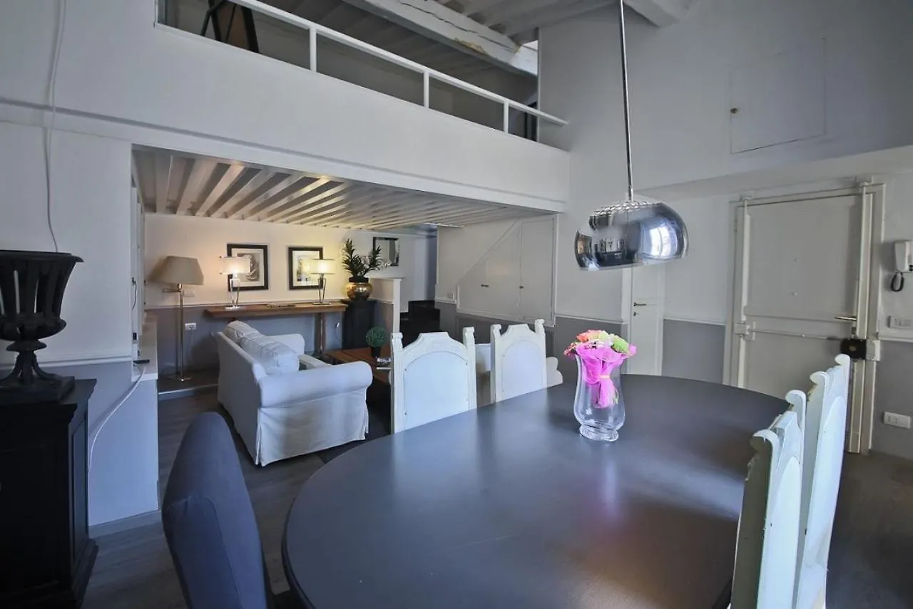 Maggio White Apartamento Florença 0*,
